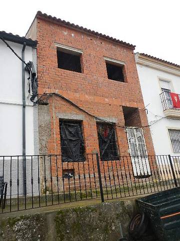 Piso en Venta en Salvaleón