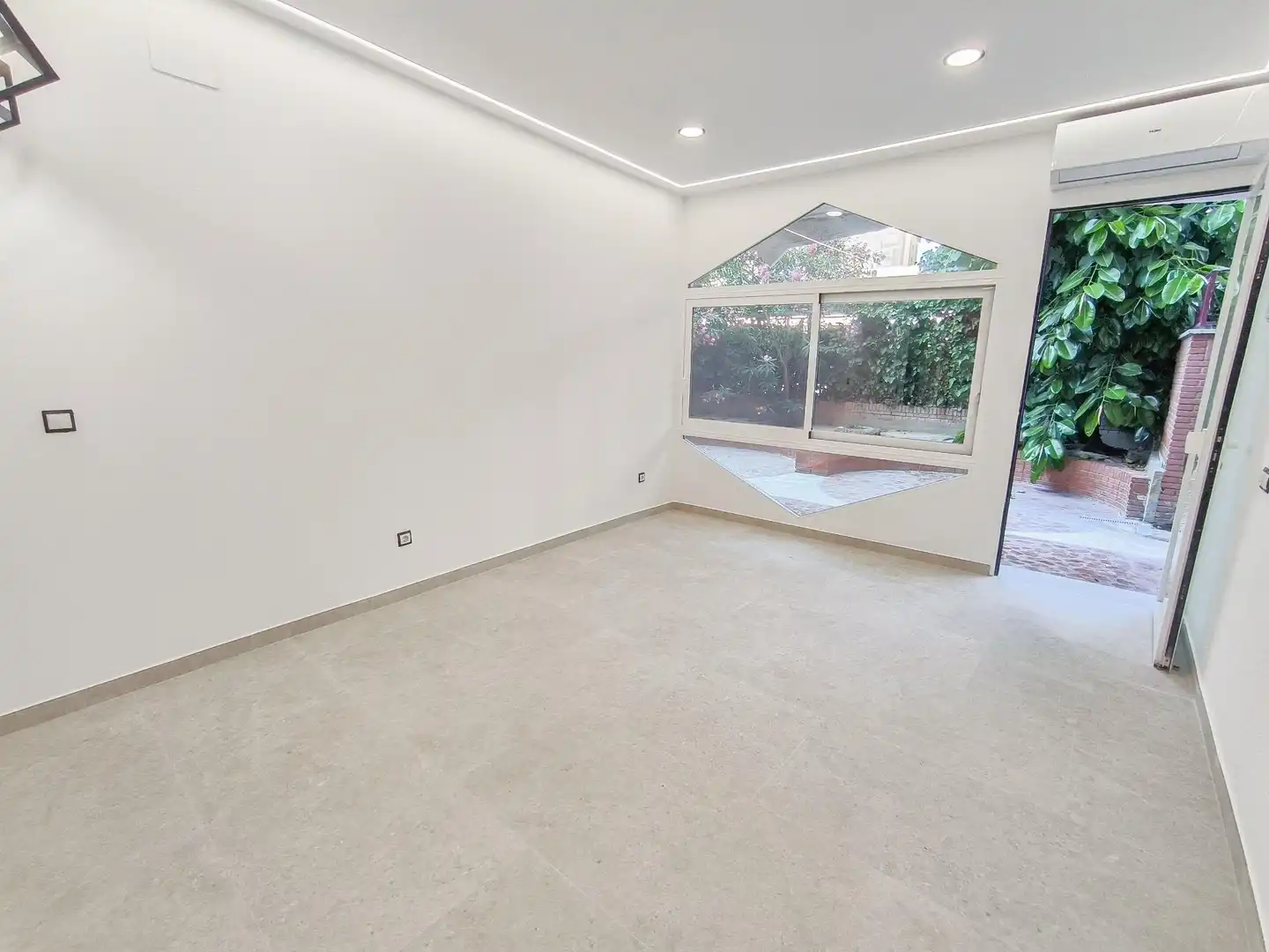 Study for sale in Benidorm  with Air Conditioner and Terrace