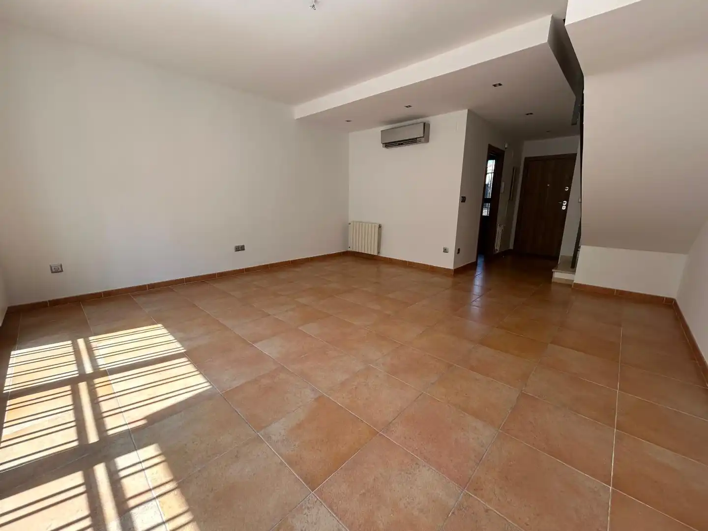 Casa a schiera in vendita a Calle Segura 38, imagen 2