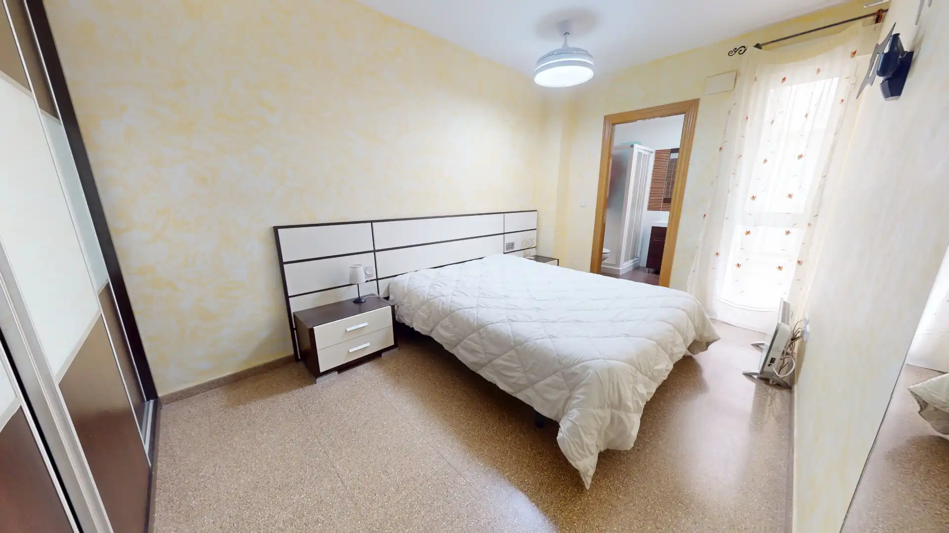 Habitación de Piso en venta en Elda