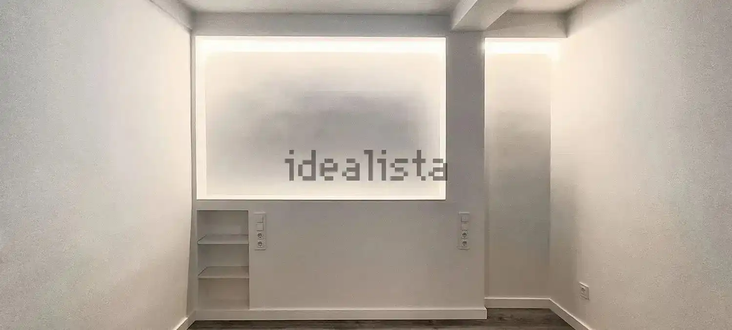 Flat for rent in Madrid  with Air Conditioner, Heating and Oven