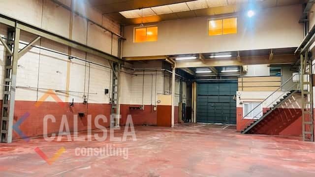 Nave industrial de alquiler en Ripollet