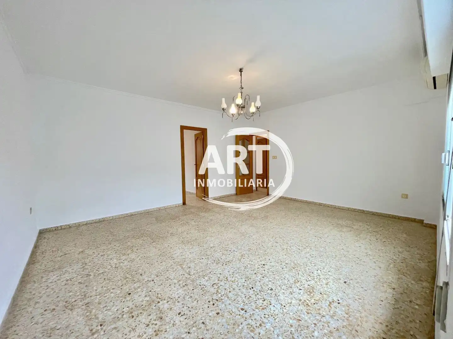 Sala d'estar de Casa adosada en venda en San Antonio de Benagéber amb Aire condicionat, Calefacció i Terrassa