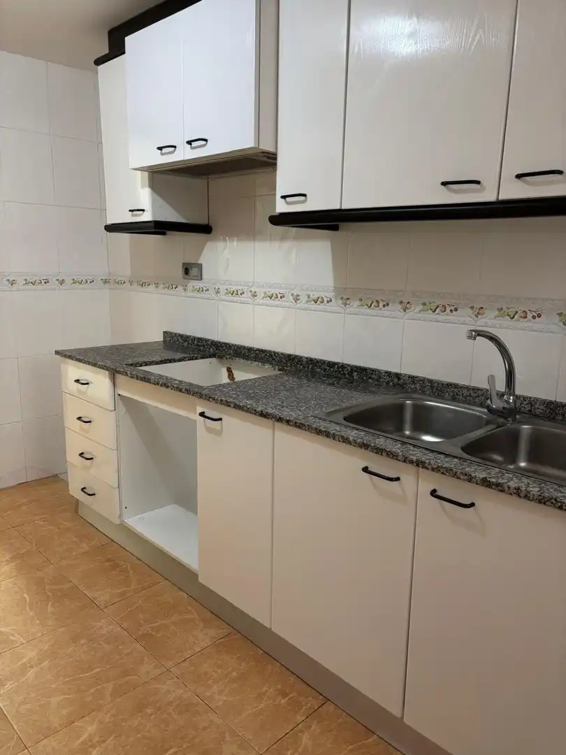 Piso con terraza en venta en Polo de Bernabé, imagen 7