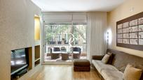 Living room of Flat for sale in  Barcelona Capital  with Air Conditioner, Heating and Terrace