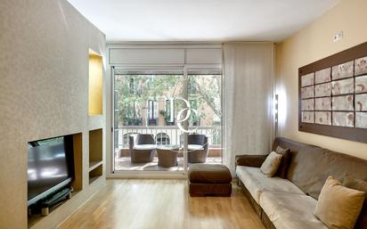 Living room of Flat for sale in  Barcelona Capital  with Air Conditioner, Heating and Terrace