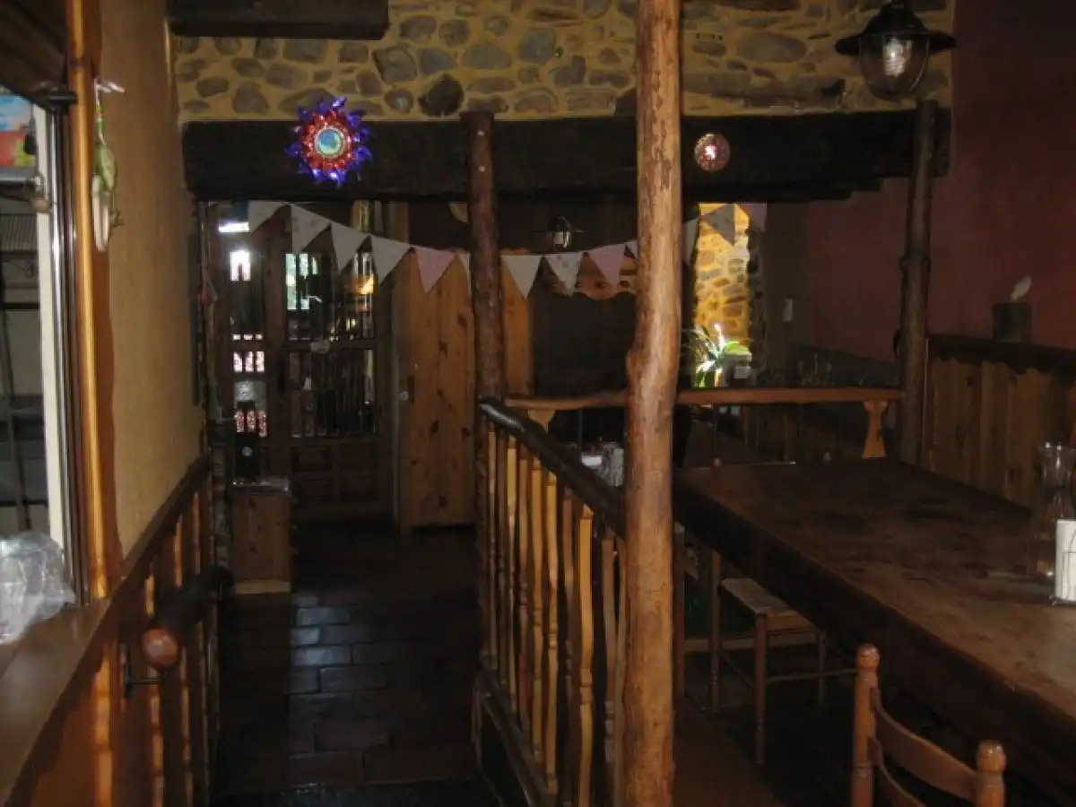 Casa en venta en Cacabelos, imagen 2