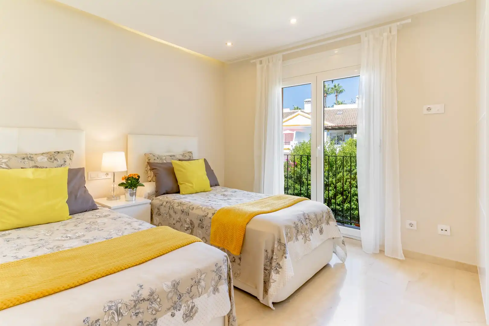 Dormitori de Casa o xalet en venda en Estepona