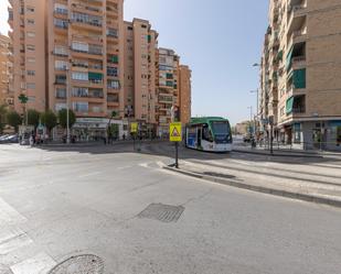 Exterior view of Flat for sale in  Granada Capital  with Terrace and Balcony