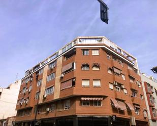 Vista exterior de Pis en venda en Alicante / Alacant amb Aire condicionat, Terrassa i Balcó