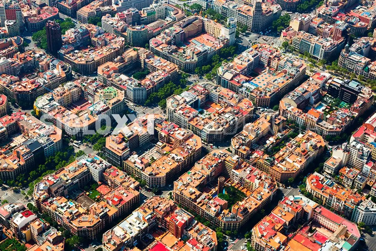 Vista exterior de Garatge en venda en Barcelona