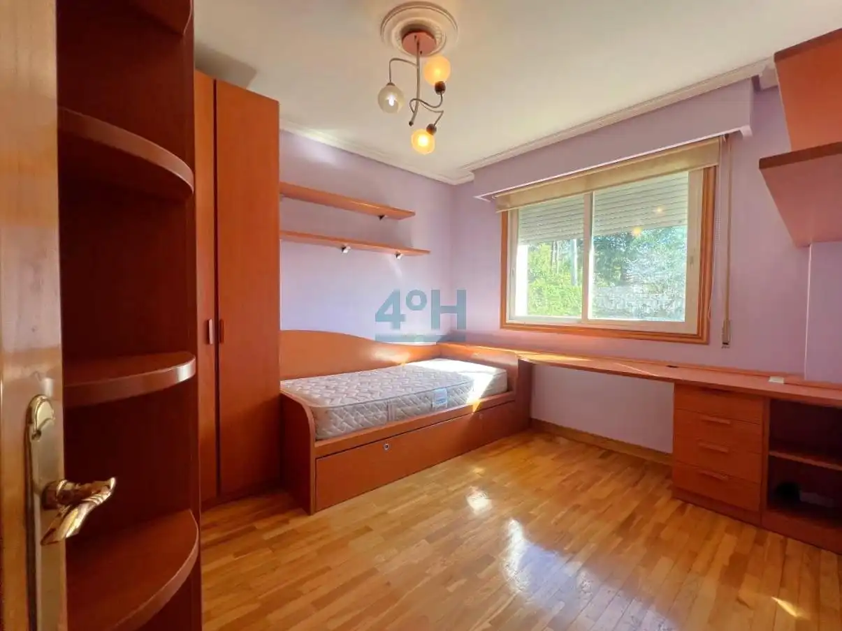 Habitación de Casa o chalet en venta en Barbadás con Calefacción, Jardín privado y Terraza