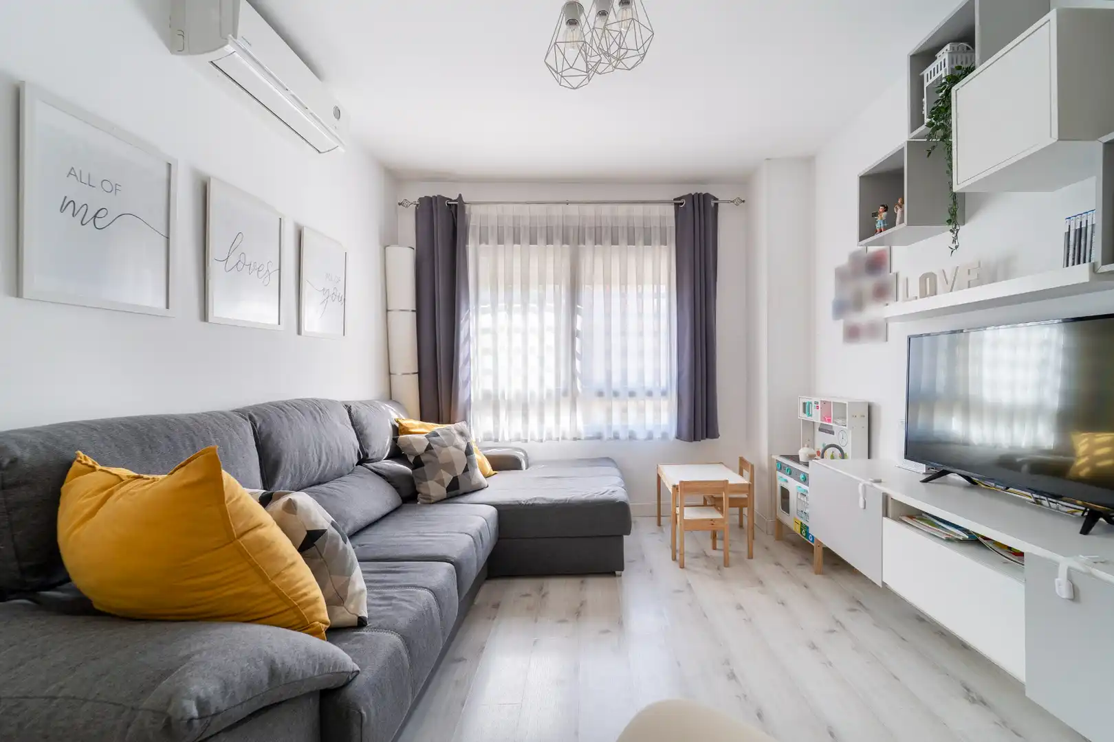 Living room of Flat for sale in Sur - PAU 4