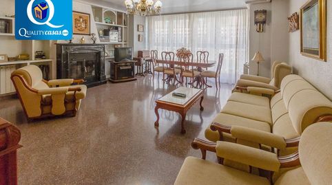 Casa en venta en Centro, 6 dormitorios.