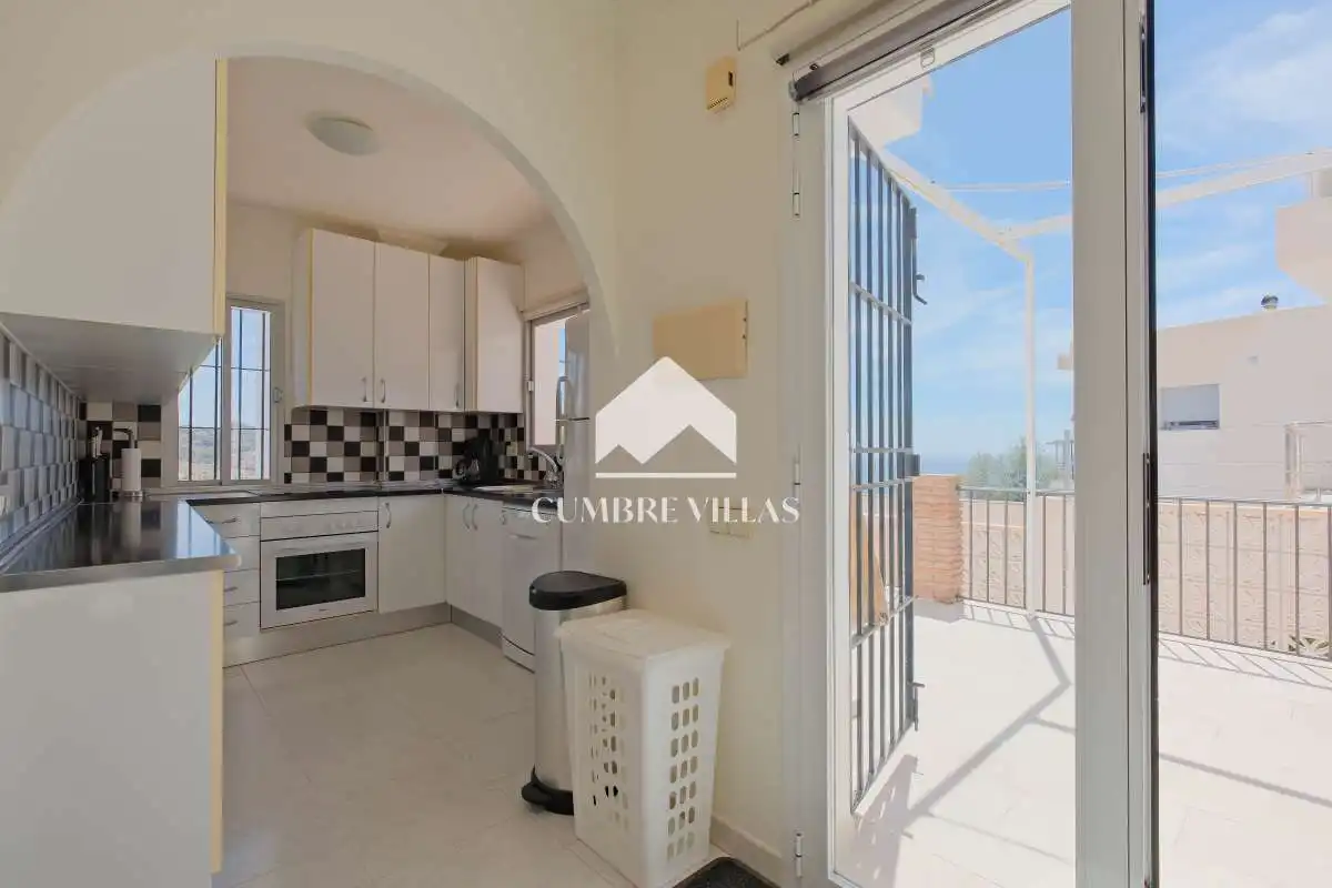 Kitchen of Houses for sale in Almuñécar