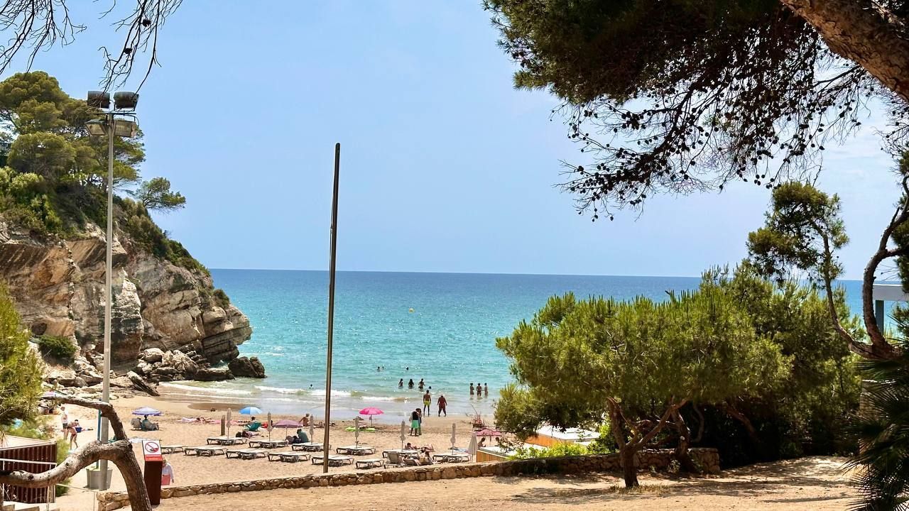 Vista exterior de Casa o xalet en venda en Salou amb Aire condicionat, Calefacció i Jardí privat