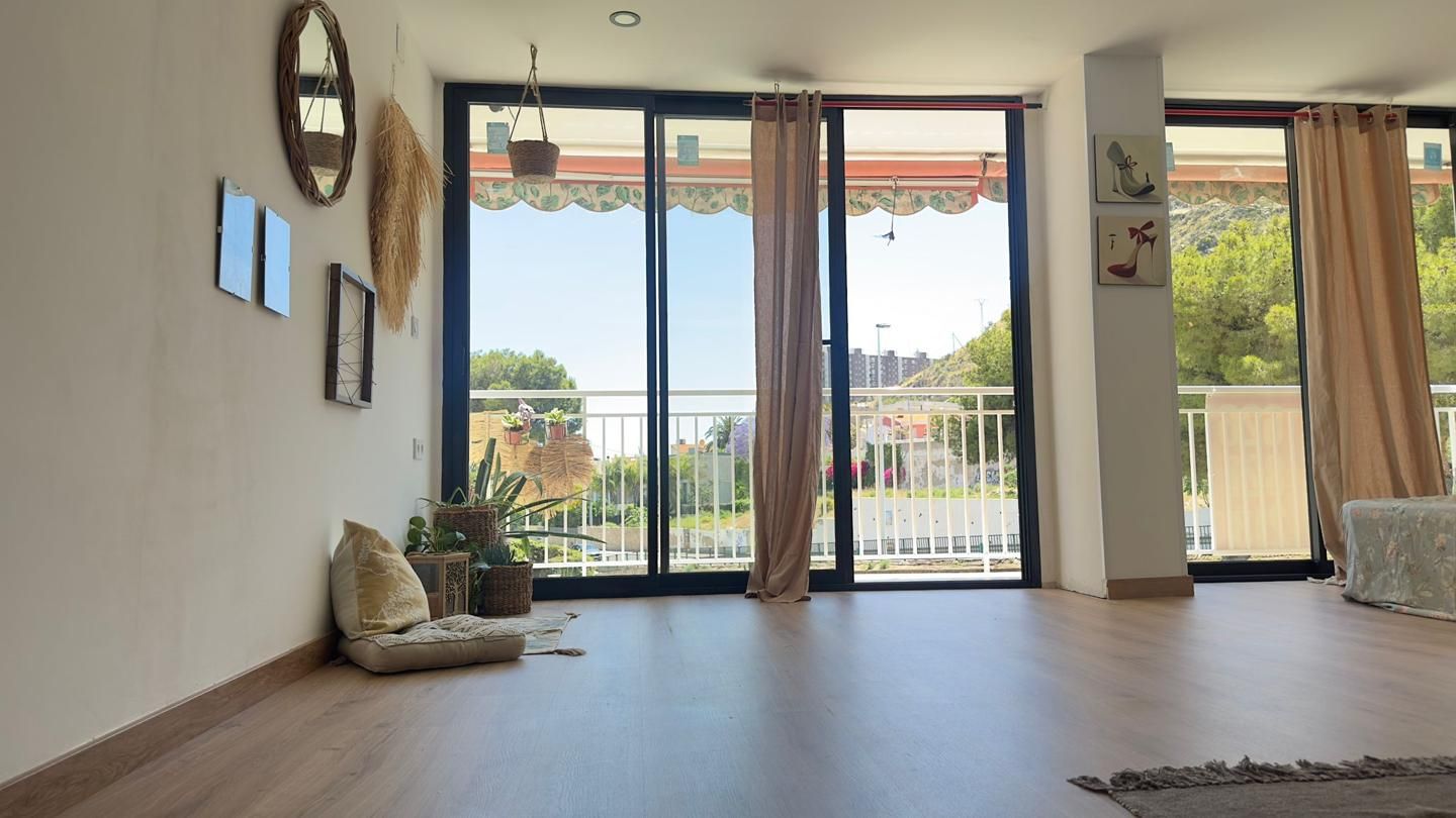 Dormitori de Estudi en venda en L'Alfàs del Pi amb Terrassa i Piscina comunitària