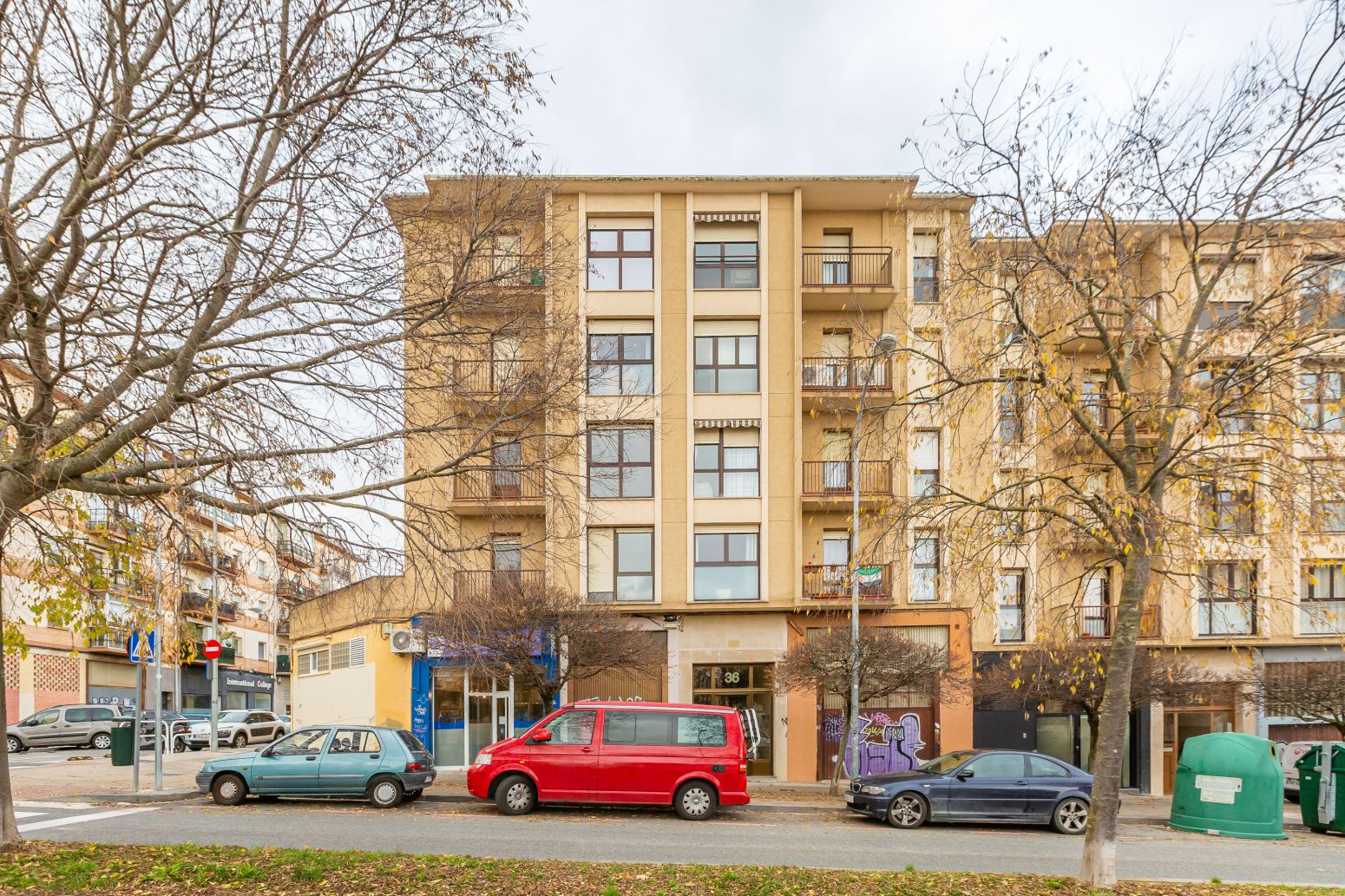Vista exterior de Pis en venda en  Pamplona / Iruña amb Calefacció, Parquet i Moblat