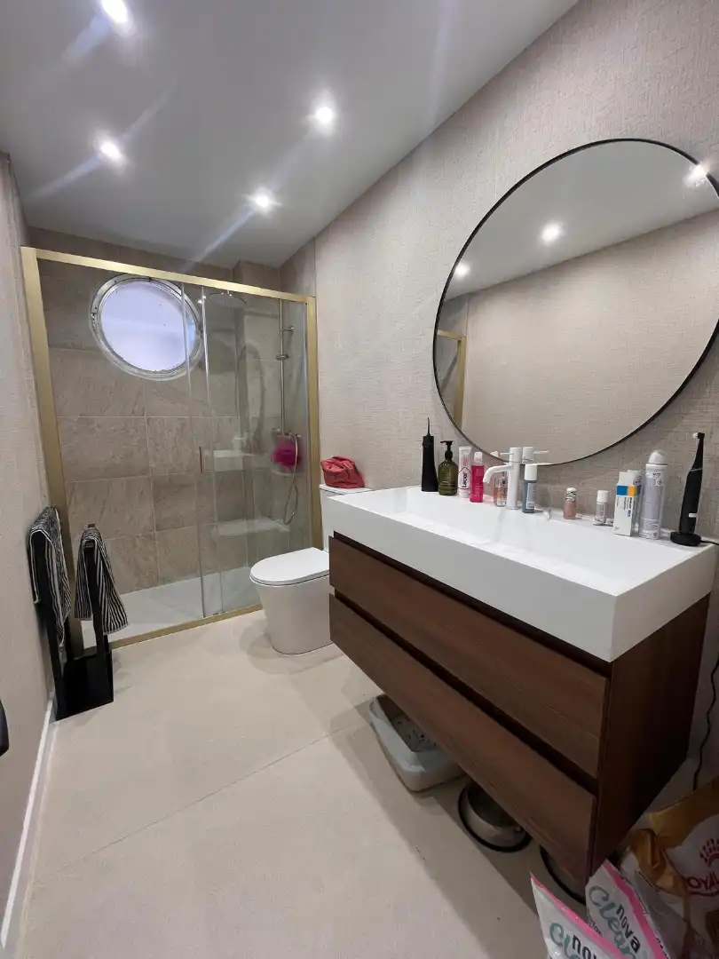 Baño de Piso en venta en Getxo  con Calefacción, Trastero y Horno
