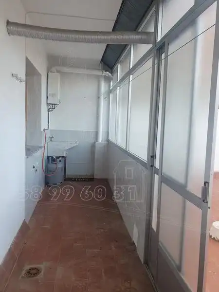 Pis en venda en Baza amb Calefacció, Terrassa i Moblat