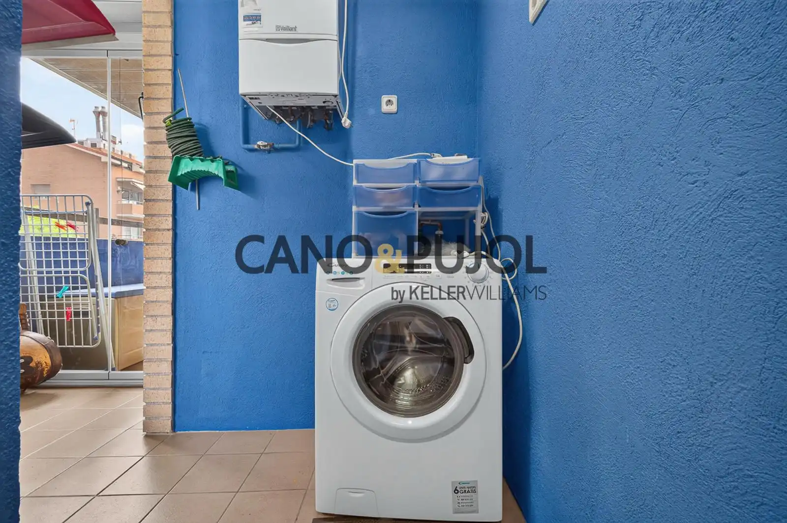Terrassa de Pis en venda en Sant Just Desvern amb Aire condicionat, Calefacció i Terrassa