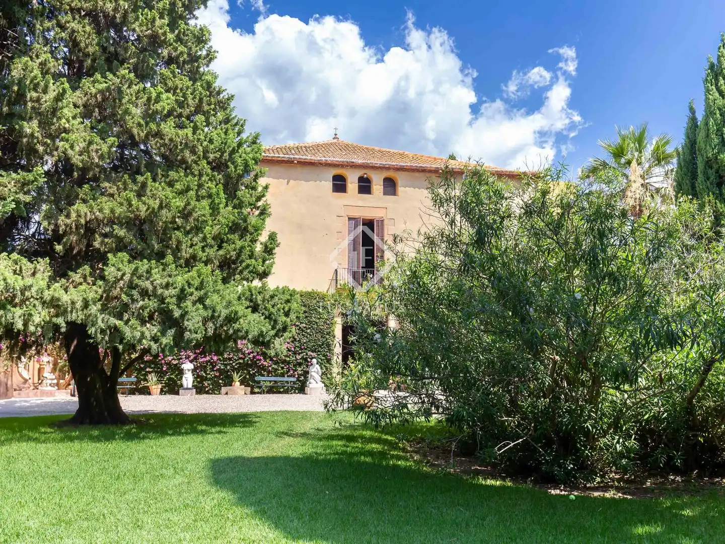Exterior view of Houses for sale in Esplugues de Llobregat  with Air Conditioner, Heating and Private garden