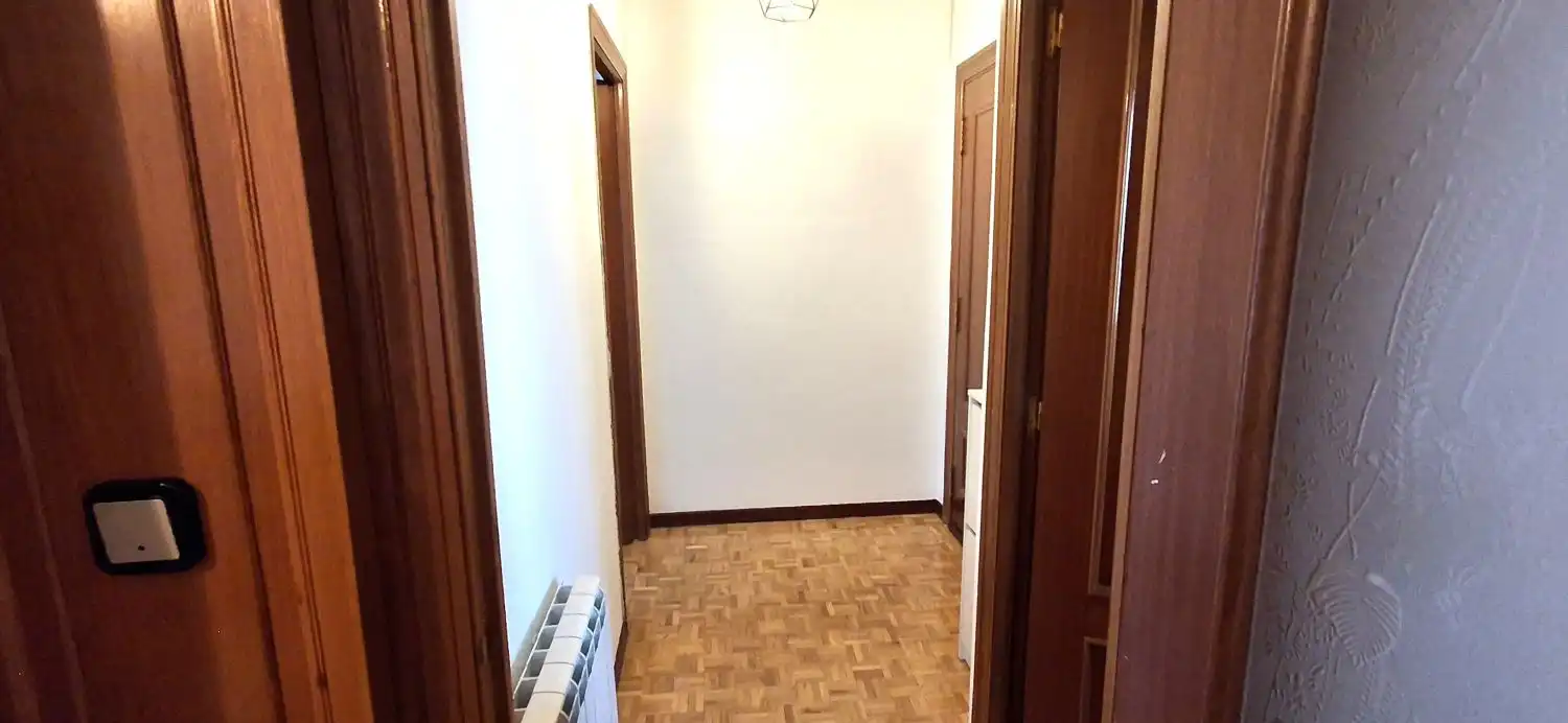 Piso de alquiler en MACIAS PICAVEA, Centro