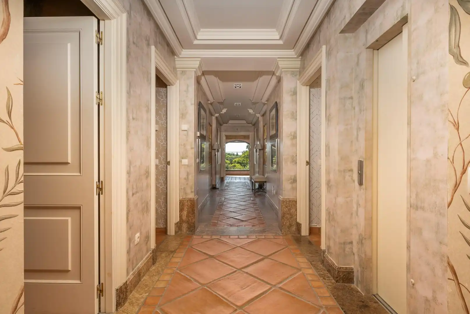 Chalet con terraza en venta en 16 (UR GUADALMINA BAJA), imagen 40