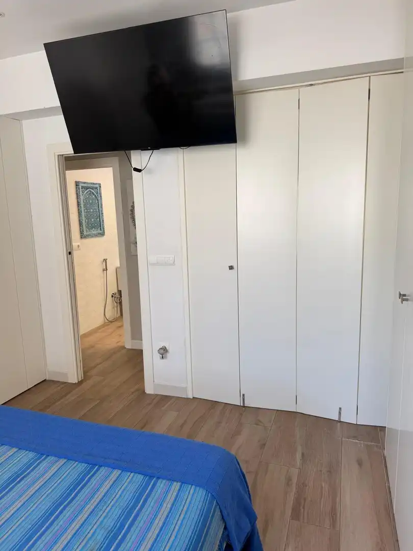 Bedroom of Flat for sale in Valencia
