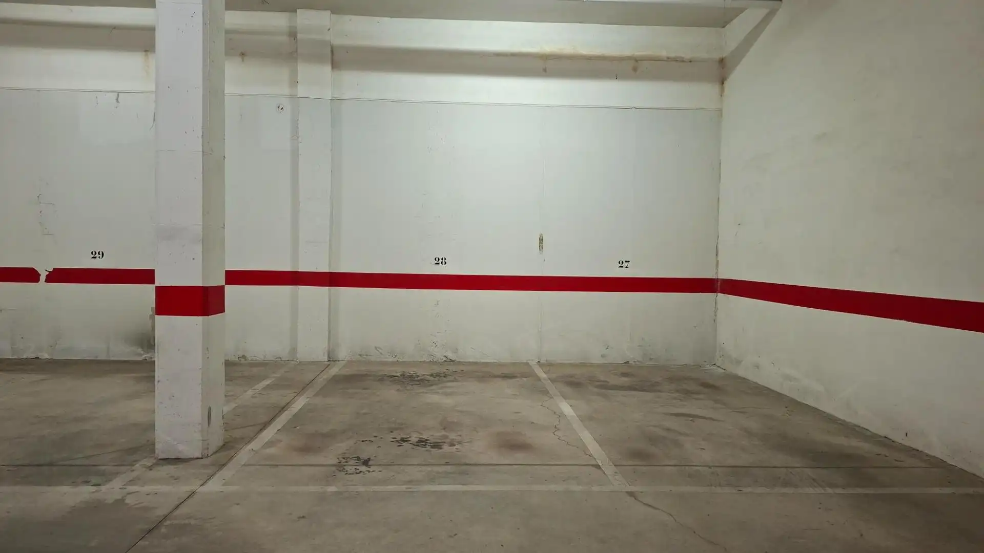 Parking of Ground floor for rent in Badajoz  with Heating, Storage room and Community pool