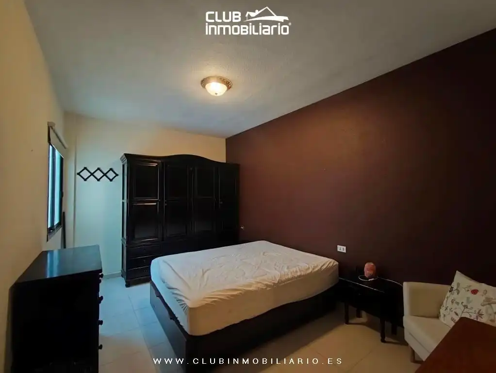 Habitación de Piso de alquiler en San Cristóbal de la Laguna con Amueblado y Balcón
