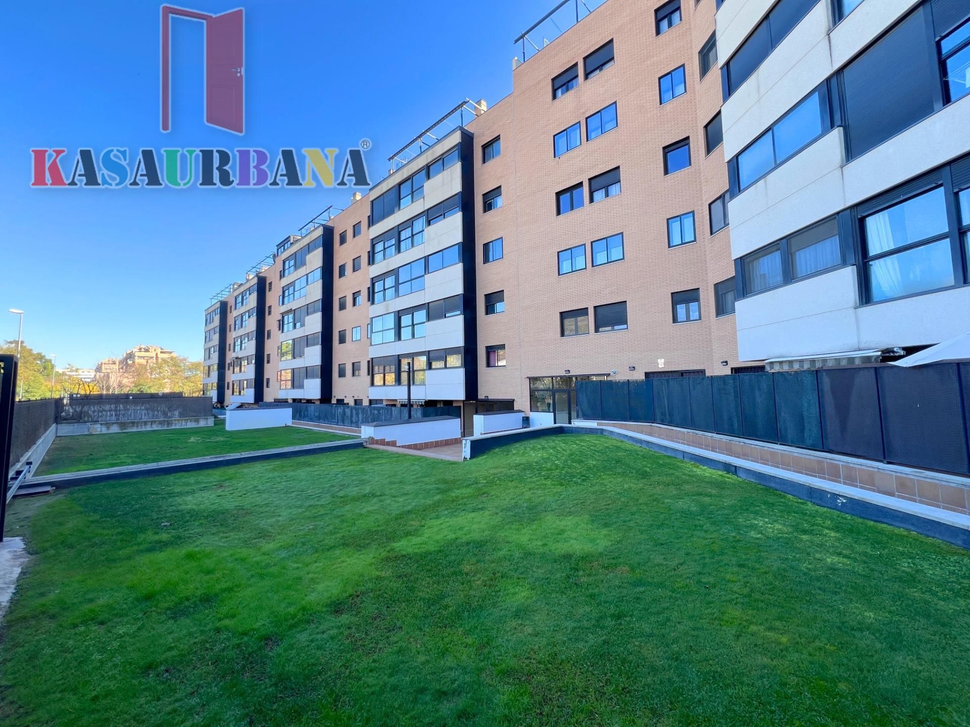 Vista exterior de Pis en venda en Valdemoro amb Aire condicionat, Calefacció i Traster