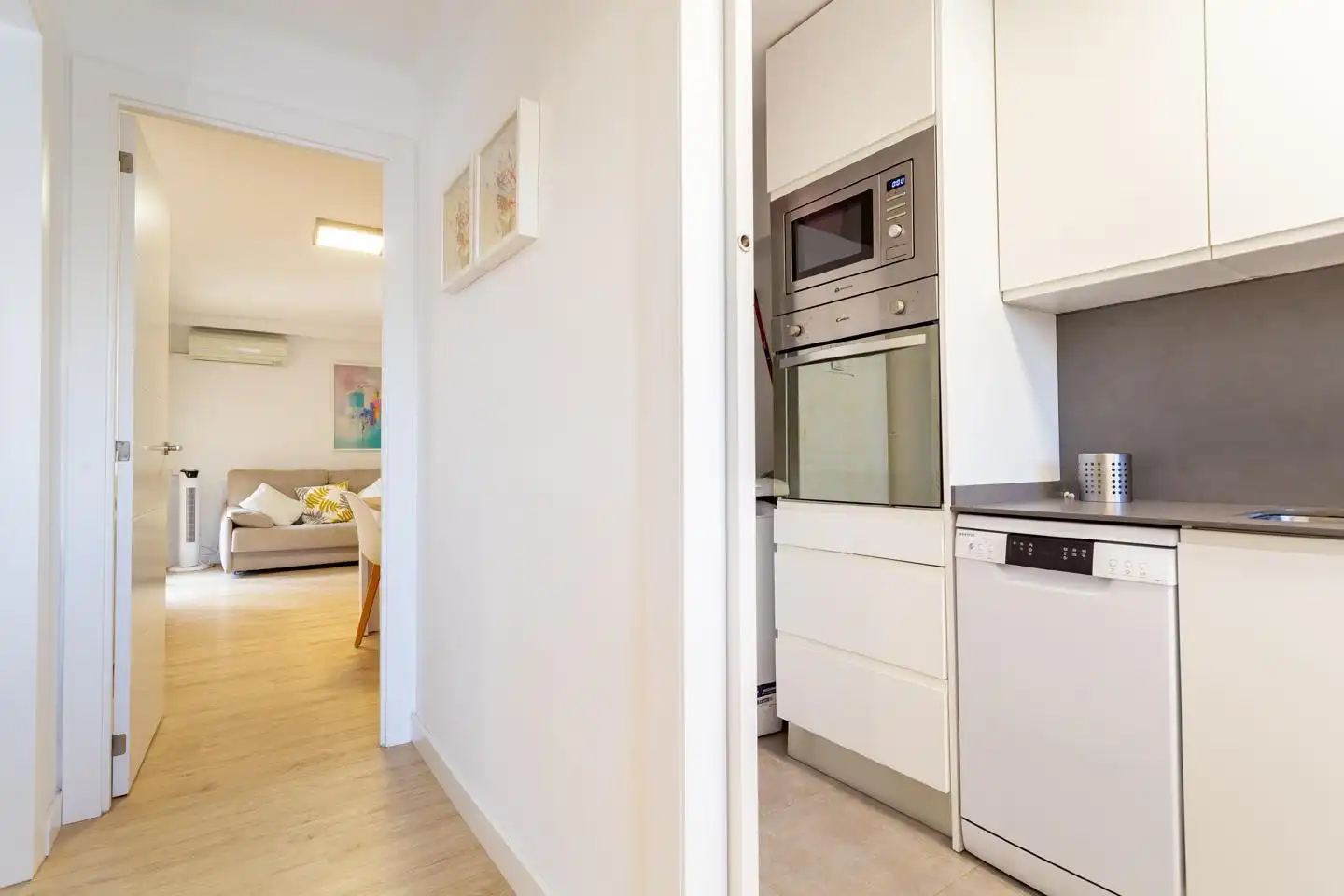 Kitchen of Flat for rent in Bilbao   with Air Conditioner, Terrace and Furnished