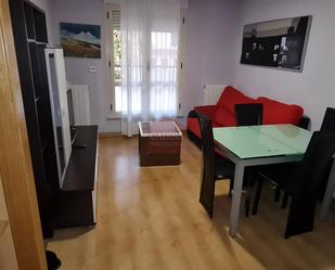 Sala d'estar de Pis de lloguer en Salamanca Capital amb Calefacció i Moblat