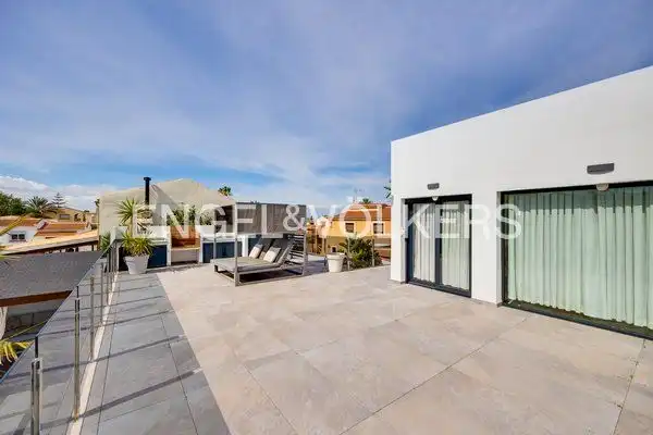 Terraza de Finca rústica en venta en Torrevieja con Aire acondicionado, Calefacción y Jardín privado