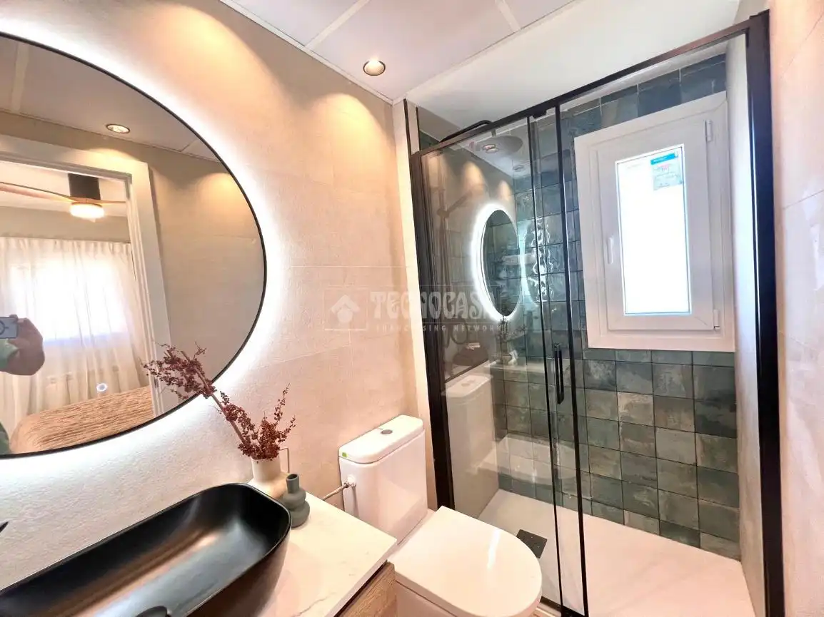 Baño de Piso en venta en Madrid con Aire acondicionado y Calefacción