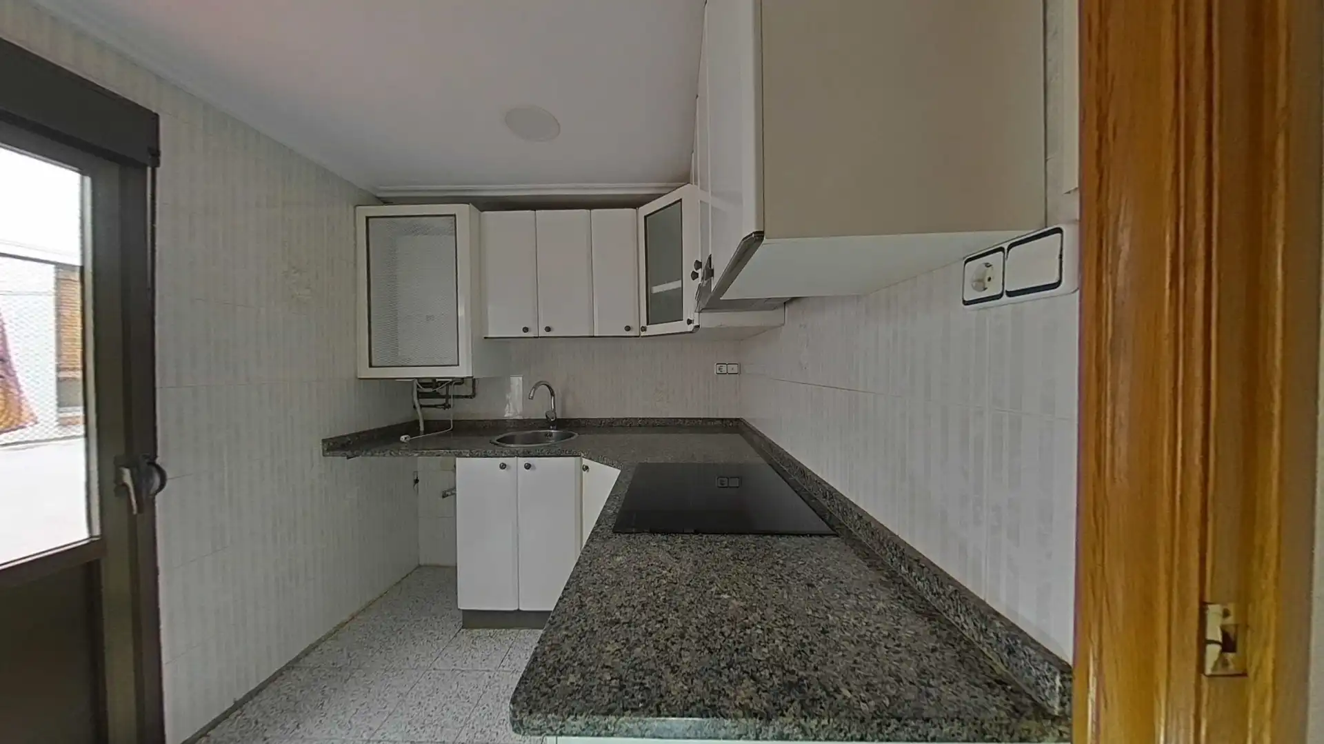 Cocina de Piso en venta en Zaragoza con Calefacción