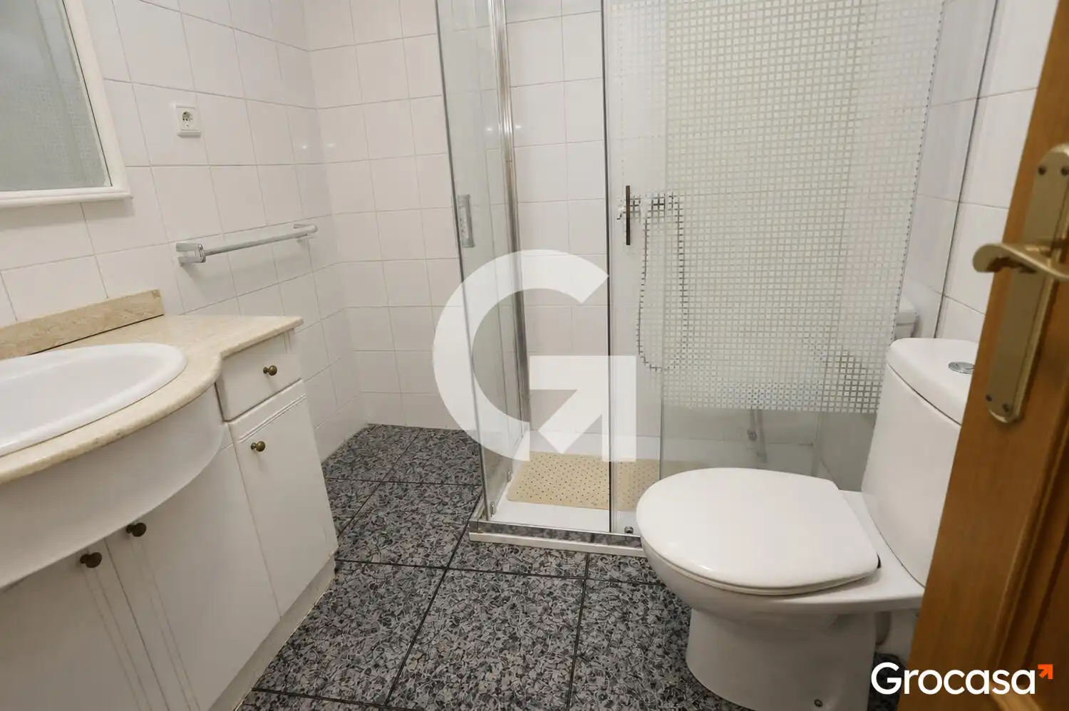Bany de Pis en venda en Rubí amb Balcó
