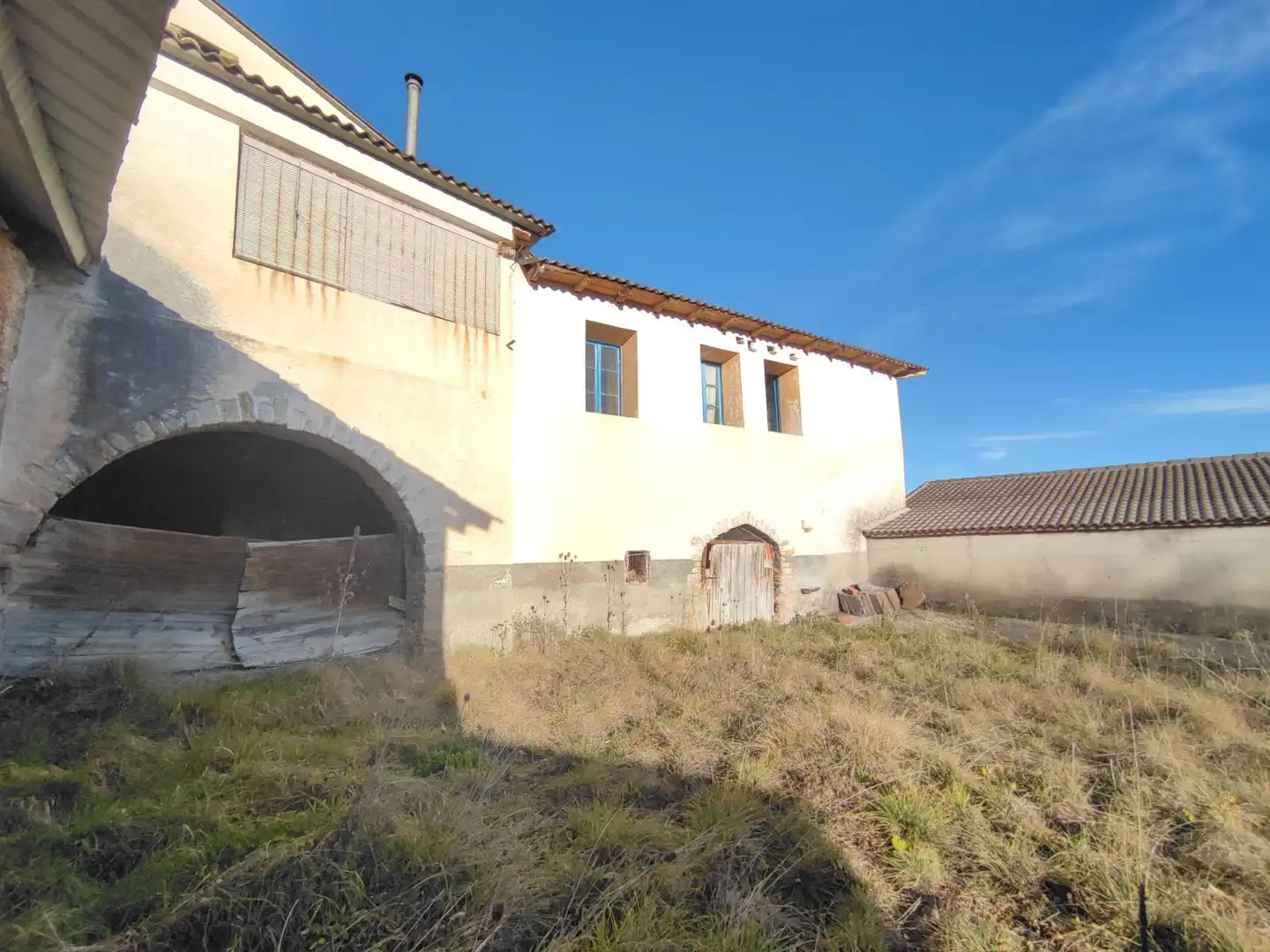 Vista exterior de Finca rústica en venda en Torre la Ribera amb Terrassa i Traster