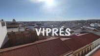 Vista exterior de Pis en venda en Mérida amb Aire condicionat
