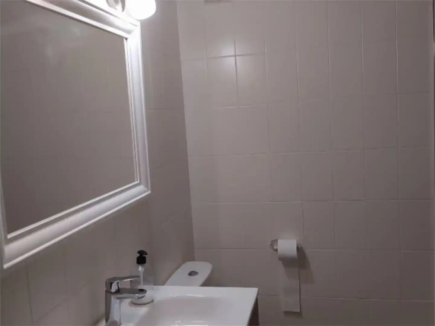 Baño de Apartamento de alquiler en Gijón 