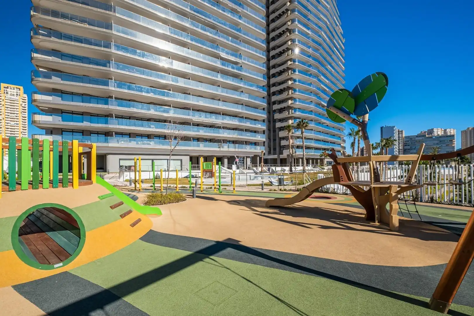 Apartamento de alquiler en Avenida REPUBLICA ARGENTINA, 17, Playa Poniente