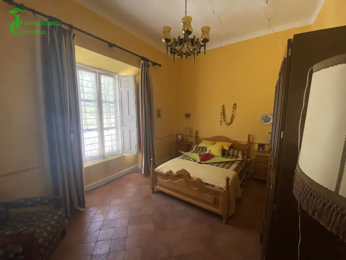 Dormitori de Casa o xalet en venda en Baños de la Encina amb Piscina