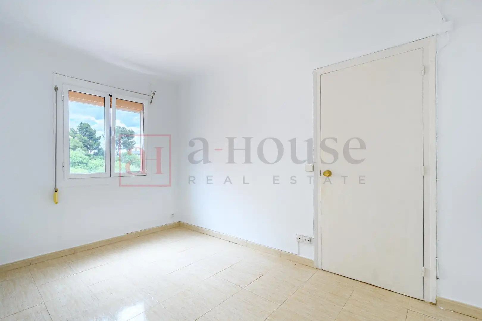 Habitación de Piso en venta en Barcelona con Trastero y Balcón