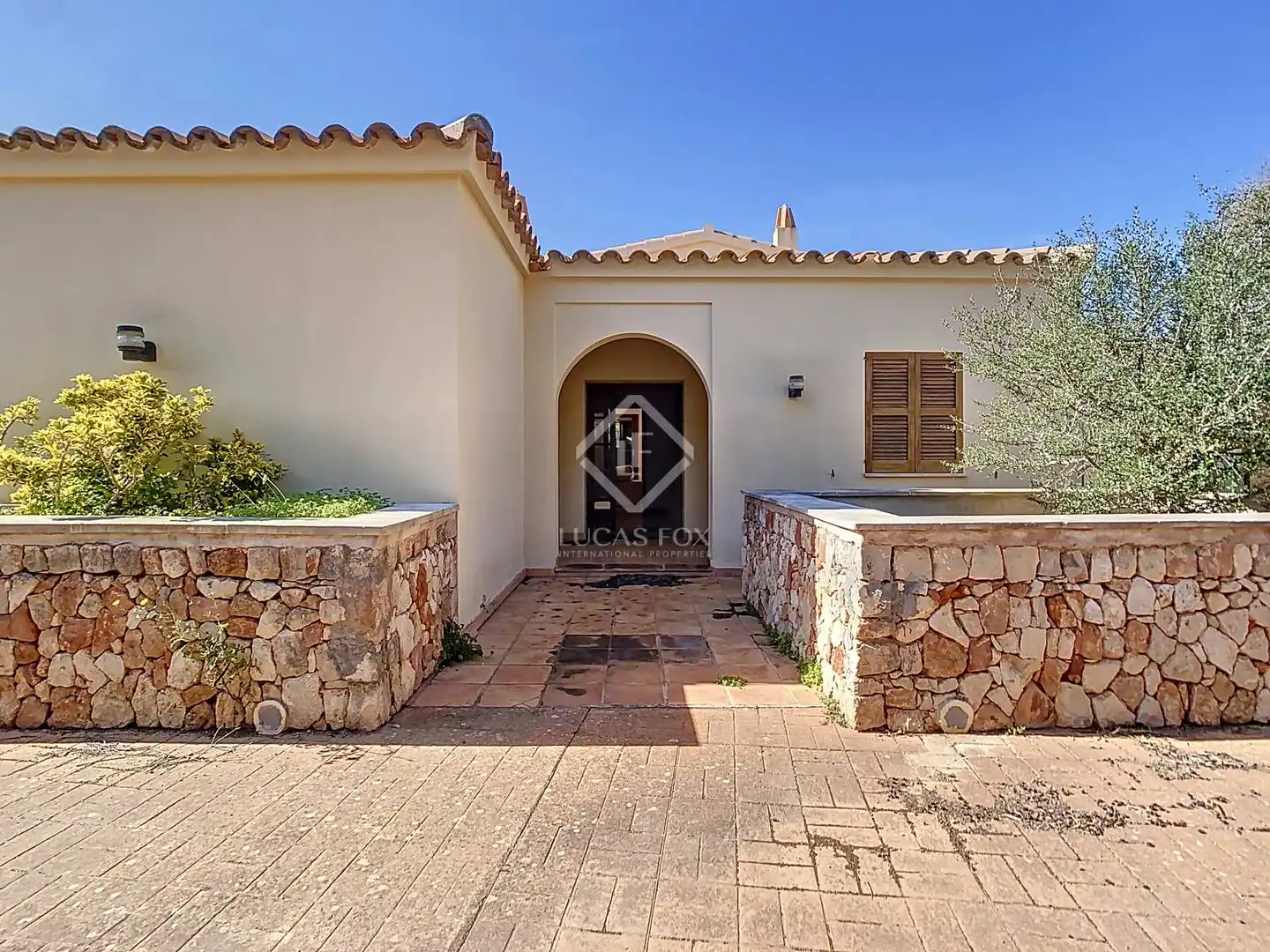 Vista exterior de Casa o xalet en venda en Sant Lluís amb Aire condicionat, Calefacció i Terrassa