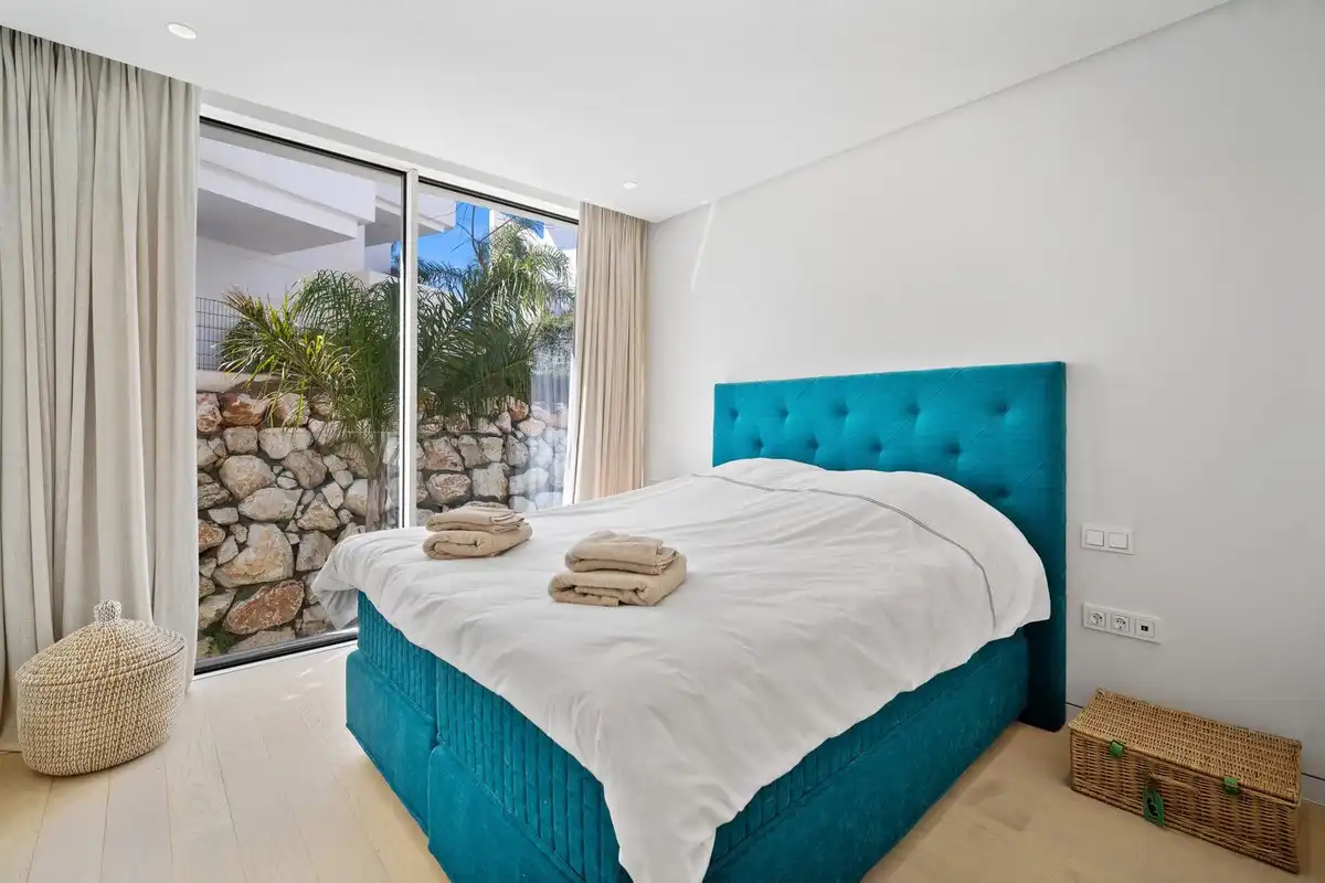 Habitación de Piso en venta en Marbella con Terraza y Piscina