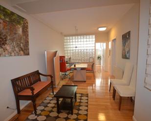 Sala d'estar de Oficina en venda en Vigo  amb Calefacció