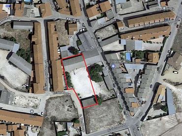 Wohnbaugrundstück zum Verkauf in Calle Romeral