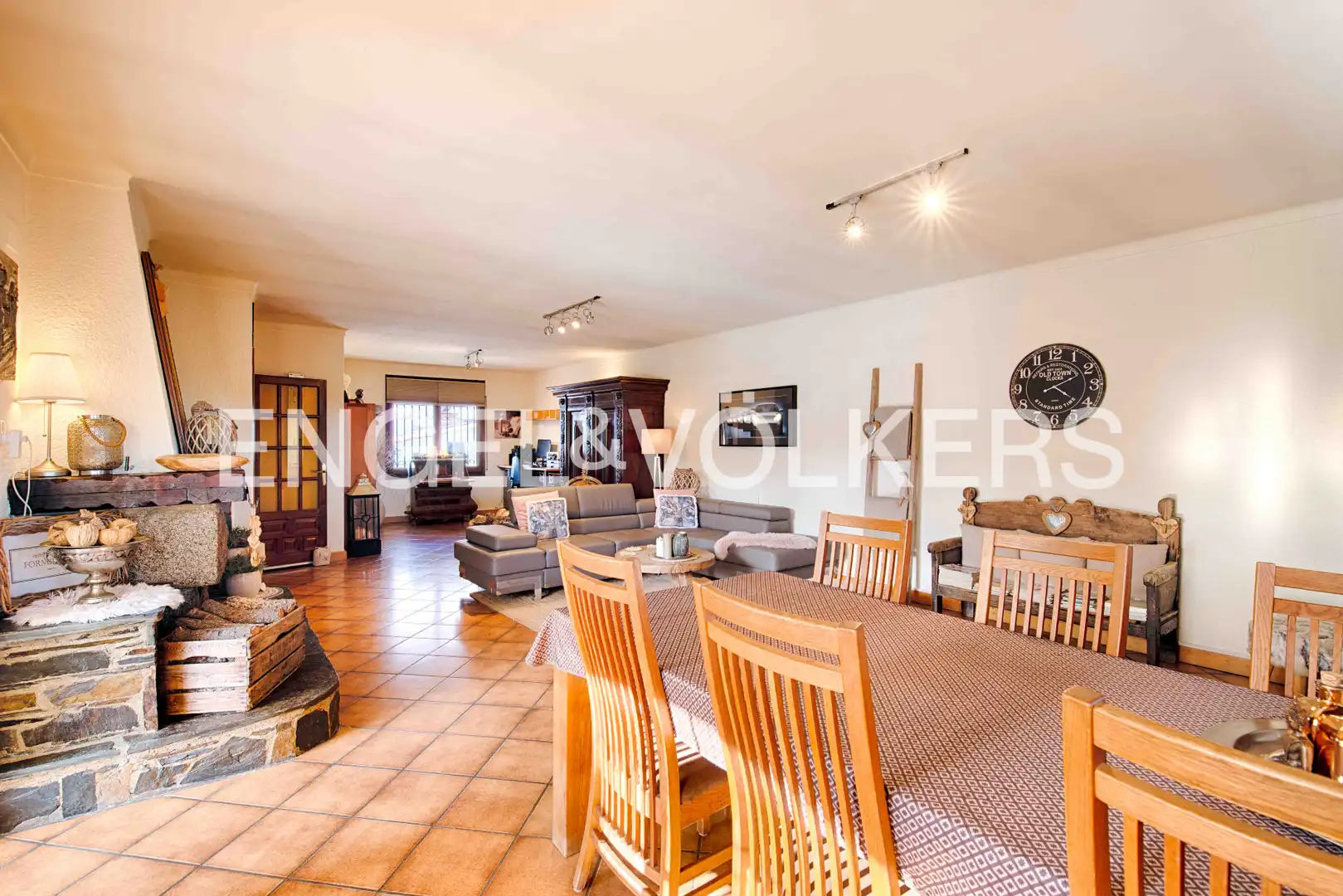 Sala d'estar de Casa o xalet en venda en Roses amb Calefacció, Jardí privat i Terrassa