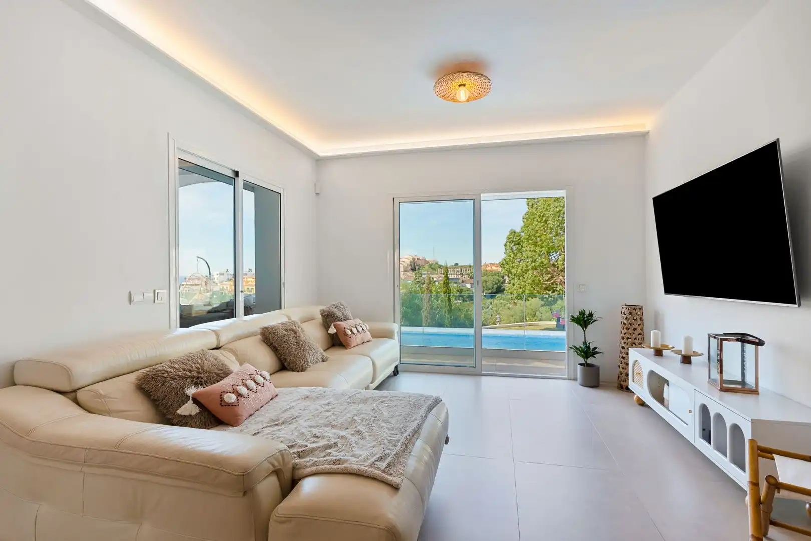Casa con piscina en venta en Riviera del Sol, imagen 11